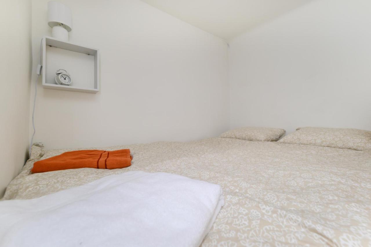 Two Separate Rooms Apartment In City Center, Party District Budapest Exterior foto
