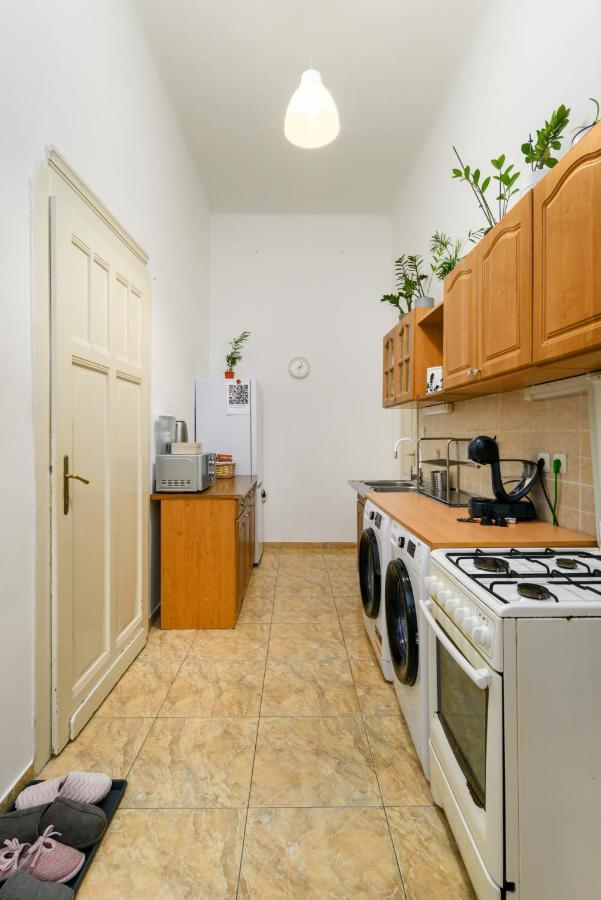 Two Separate Rooms Apartment In City Center, Party District Budapest Exterior foto